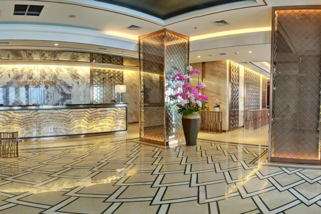Lovina 1615 At Pollux Meisterstadt Batam Exterior photo